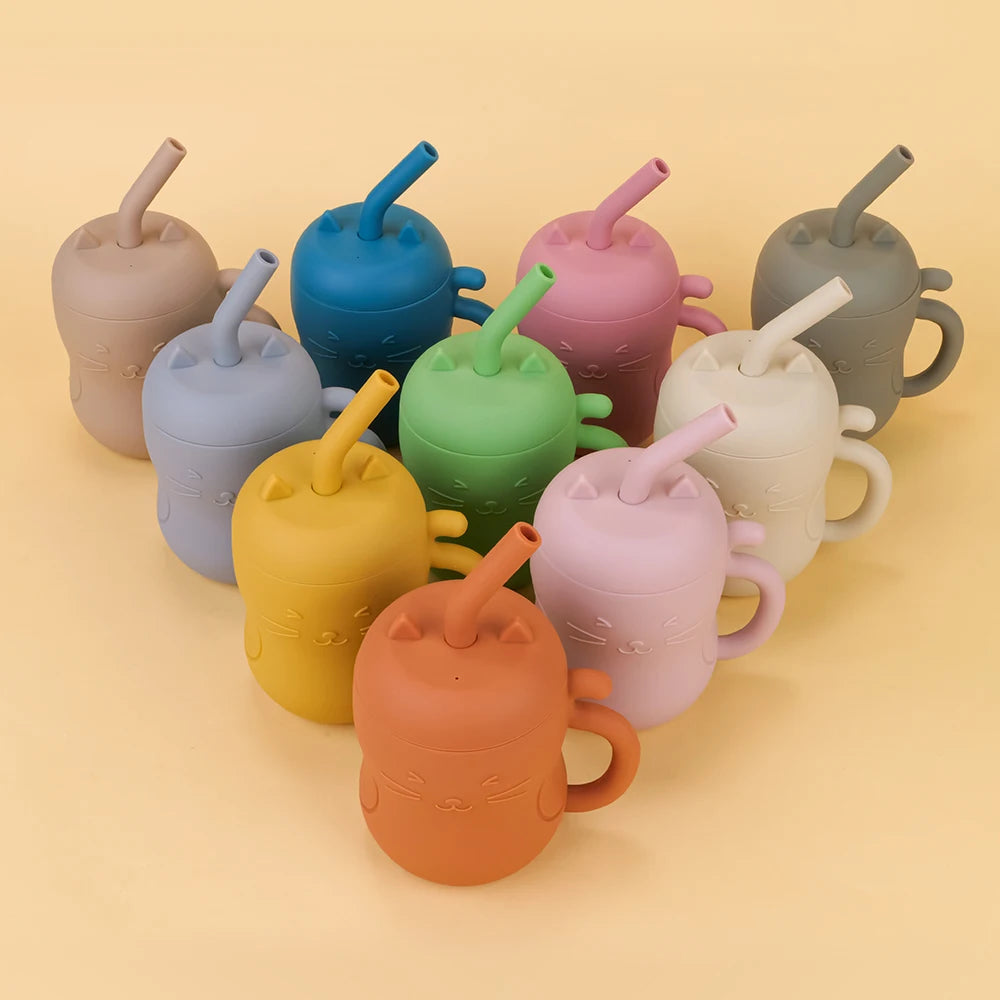 Bottiglia d'acqua in silicone con cannuccia per bambini multivariante