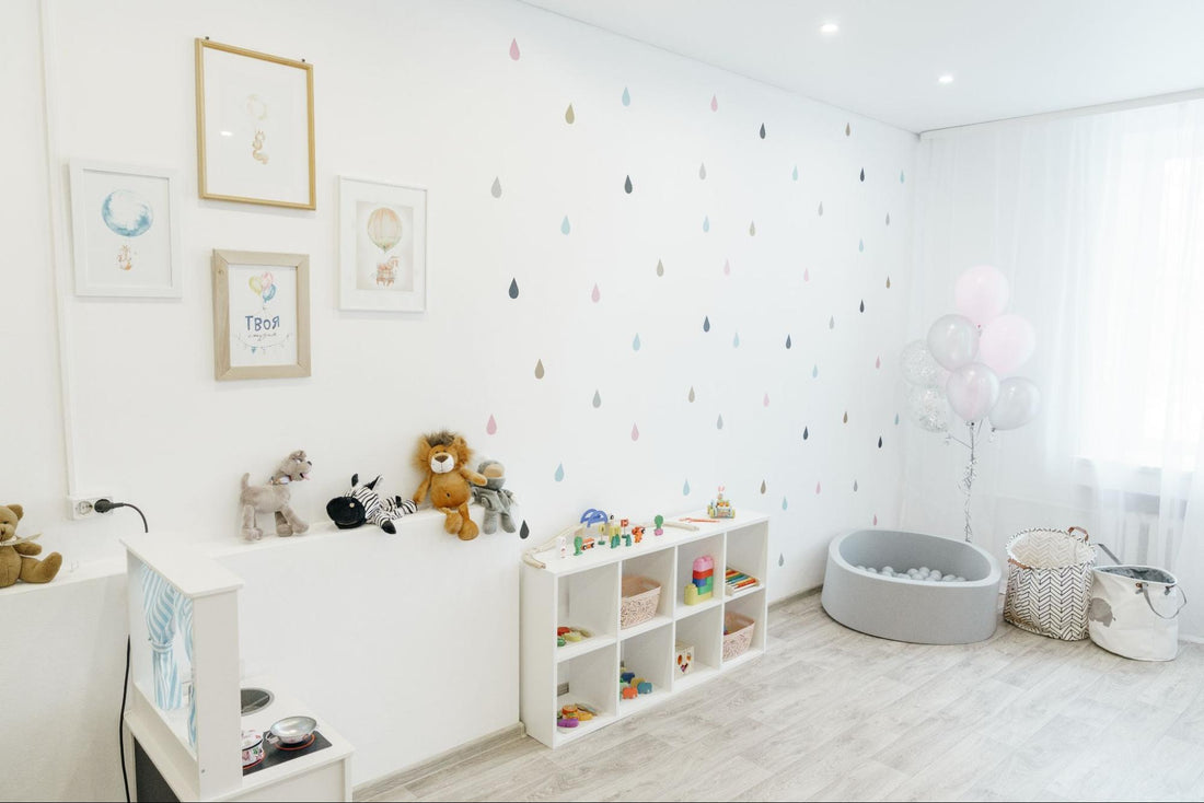 child’s nursery featuring a shelf with toys
