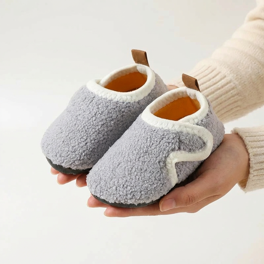 Cozy Plush Indoor Shoes – Anti-Slip (Ages 3–11)