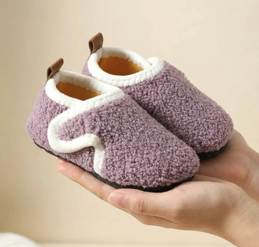 Cozy Plush Indoor Shoes – Anti-Slip (Ages 3–11)