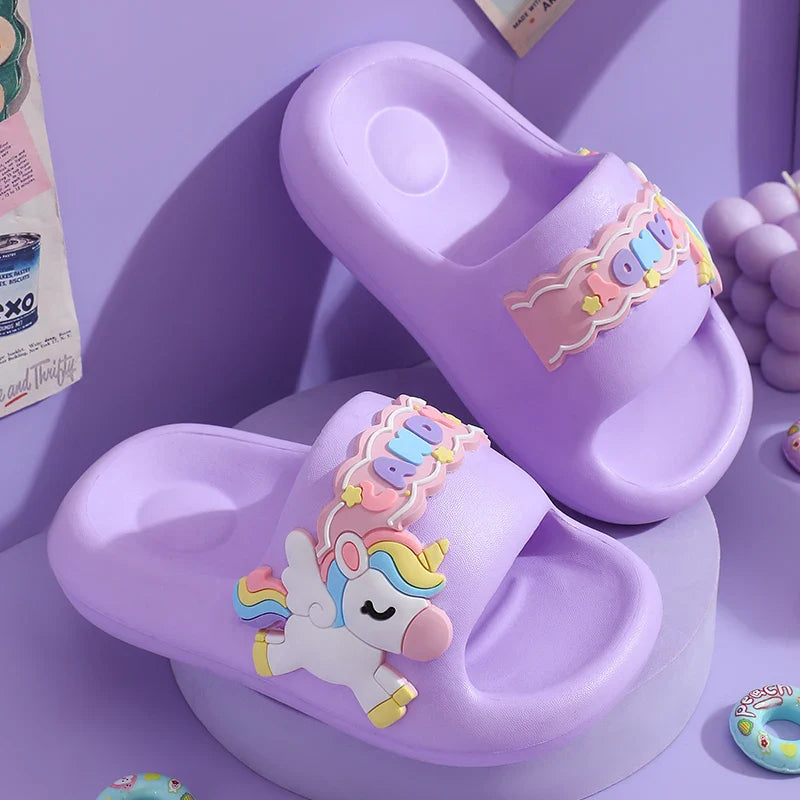 Pantoufles licorne arc-en-ciel ultra douces en EVA, pour enfants de 0 à 3 ans.