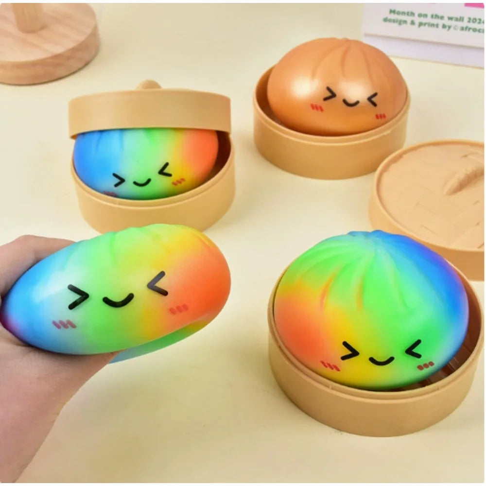Juguete antiestrés blandito con forma de empanadilla de colores – Para mayores de 14 años