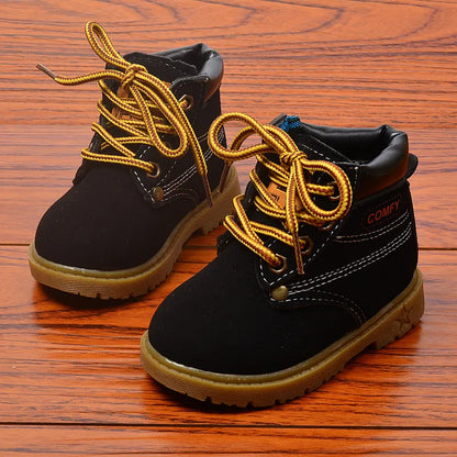 Botas con suela de tacos y cordones para niños Multivariante 