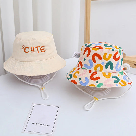 Cappello da pescatore bifacciale ricamato per bambini