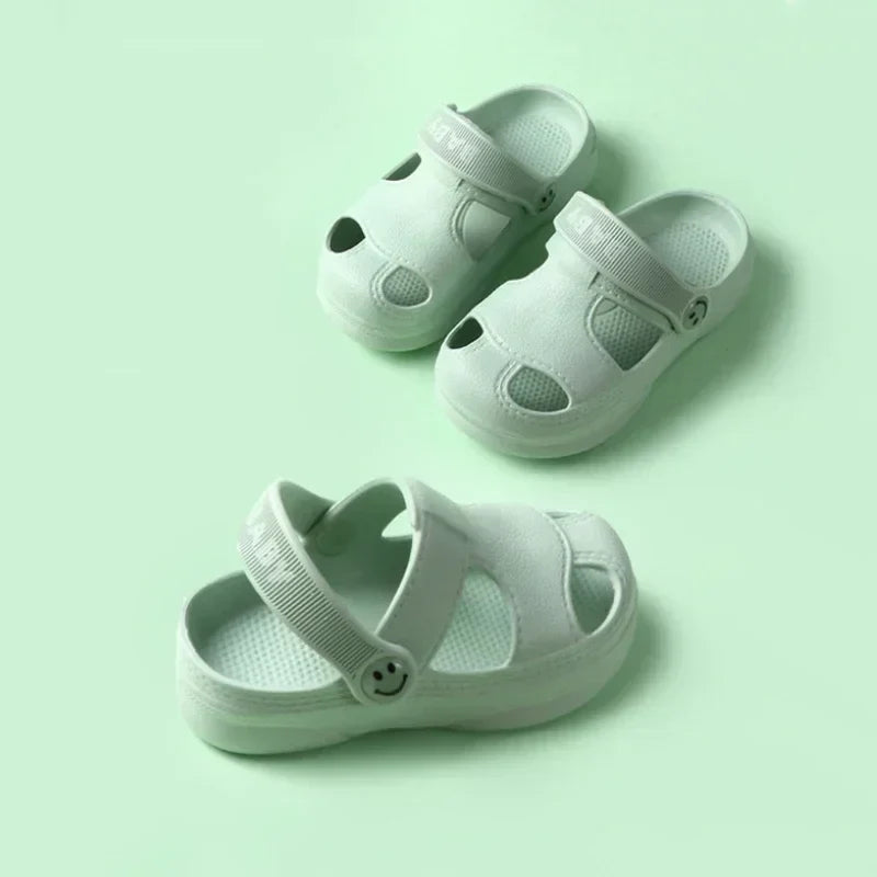 Kids’ Beach Sandals – Breathable & Anti-Slip (1–6 Years)