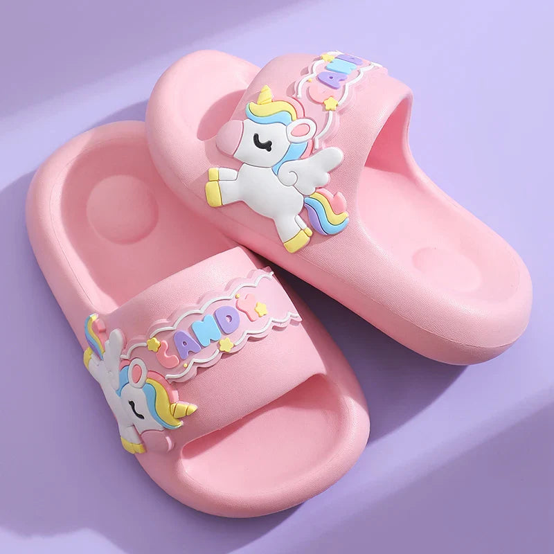 Pantoufles licorne arc-en-ciel ultra douces en EVA, pour enfants de 0 à 3 ans.