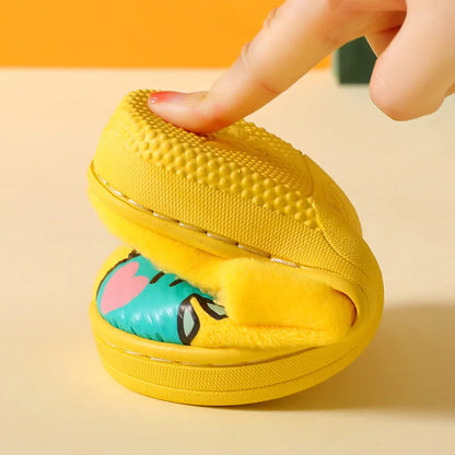 Pantofole calde e imbottite per bambini con mostro