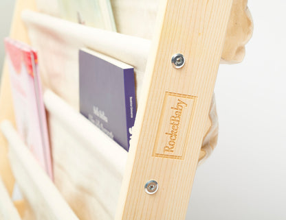 Estantería frontal inspirada en Montessori
