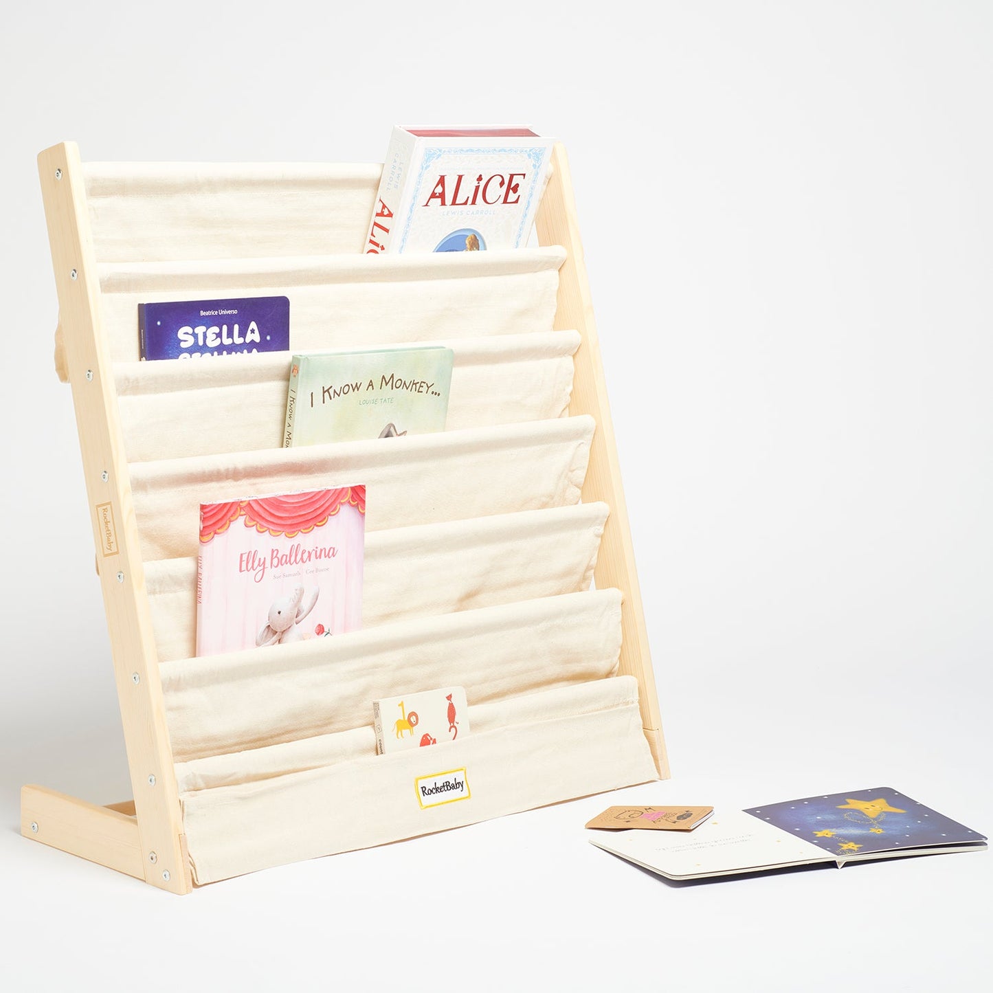 Estantería frontal inspirada en Montessori