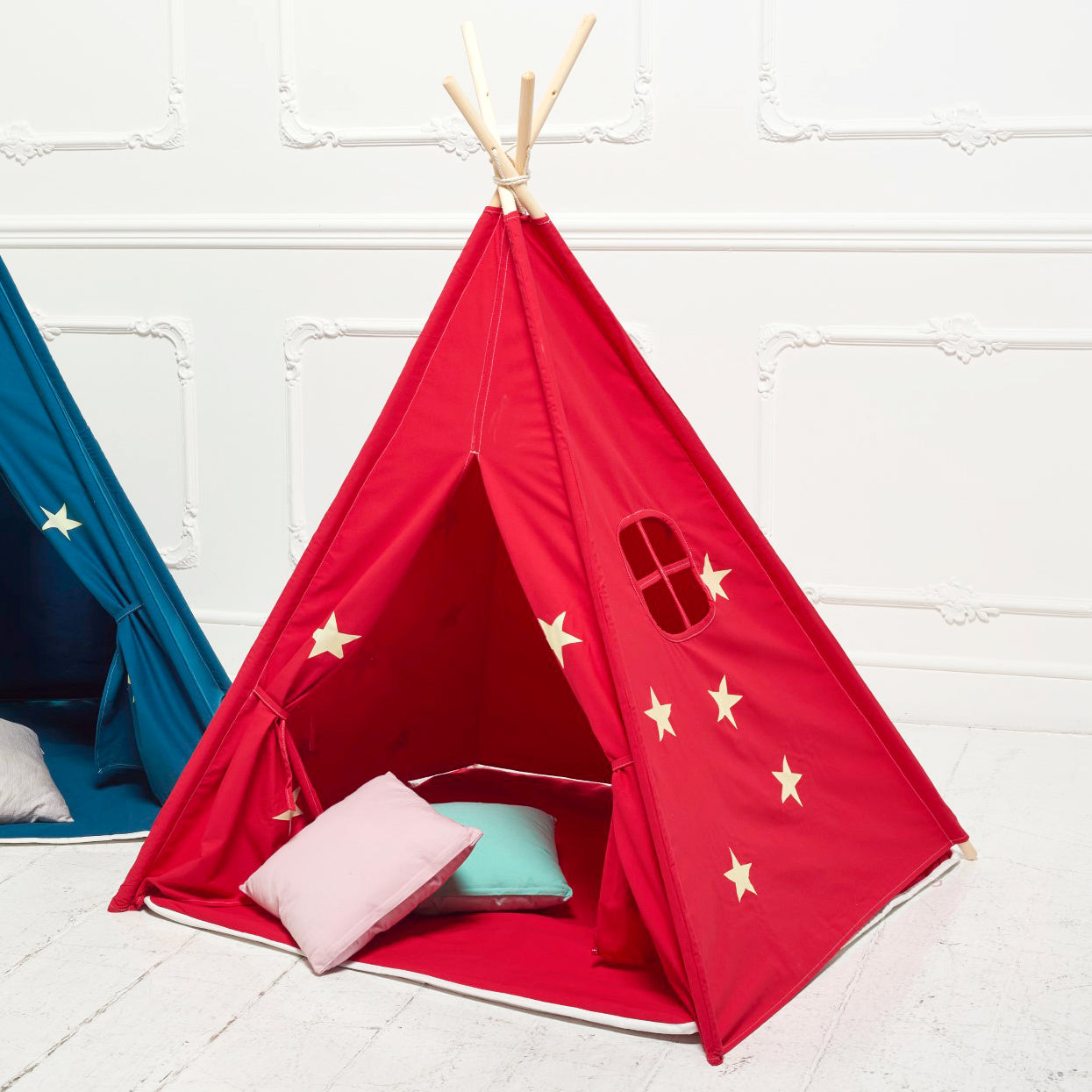 Tenda da gioco Teepee rossa e stelle fluorescenti con cuscino